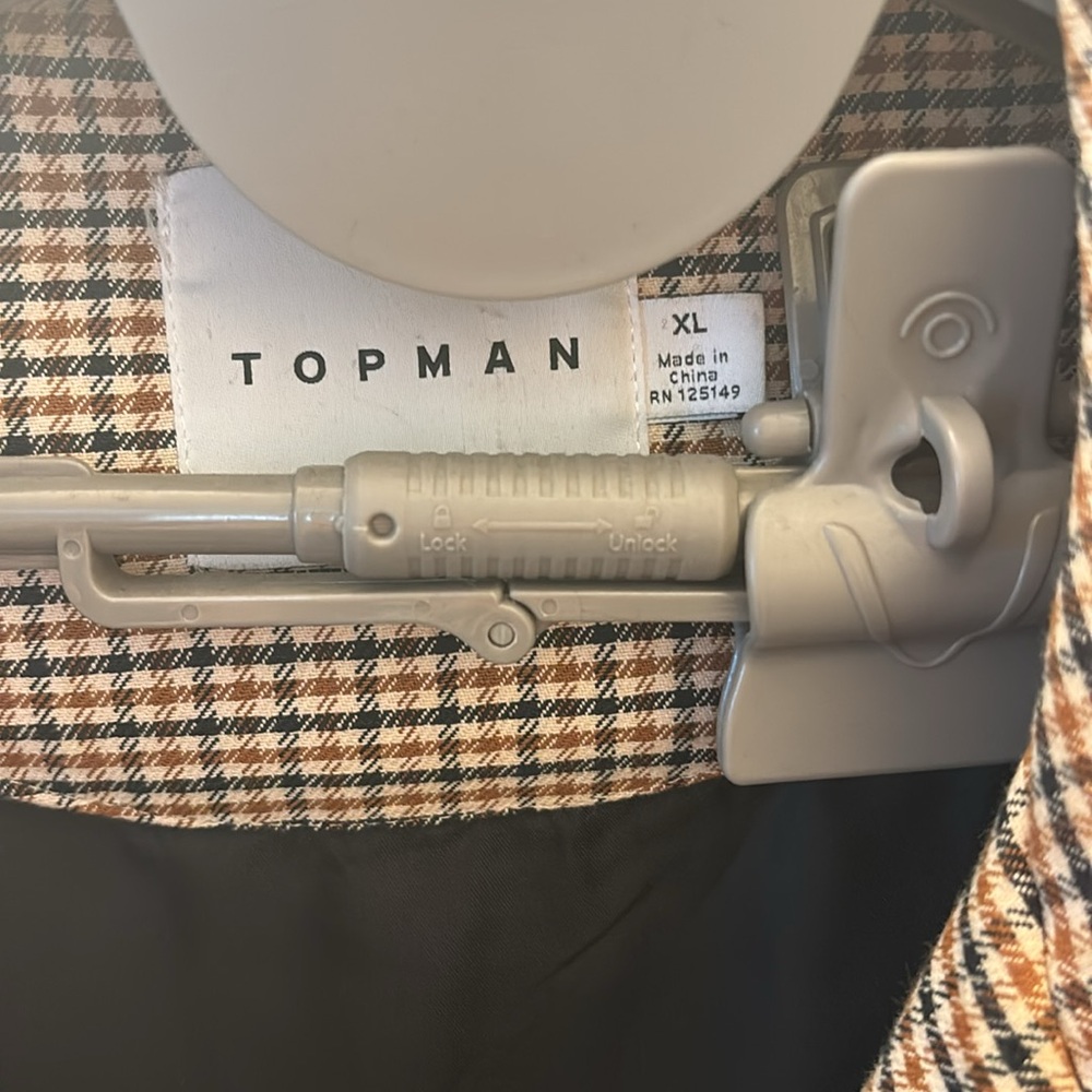 Euc Zip Plaid Medium Weight Jacket - image 2